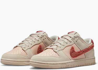 NIKE DUNK LOW TERRY SWOOSH (W)