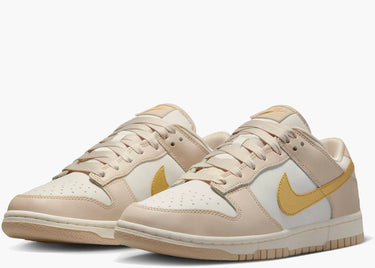 NIKE DUNK LOW PHANTOM METALLIC GOLD (W)
